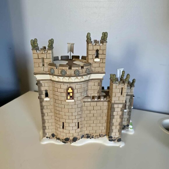 EUC Vintage Dept 56 Heathmoor Castle Dickens' Village Series 1999 - Picture 6 of 14